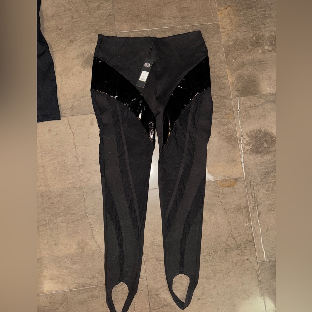 Fashion Nova Stirrup Legging